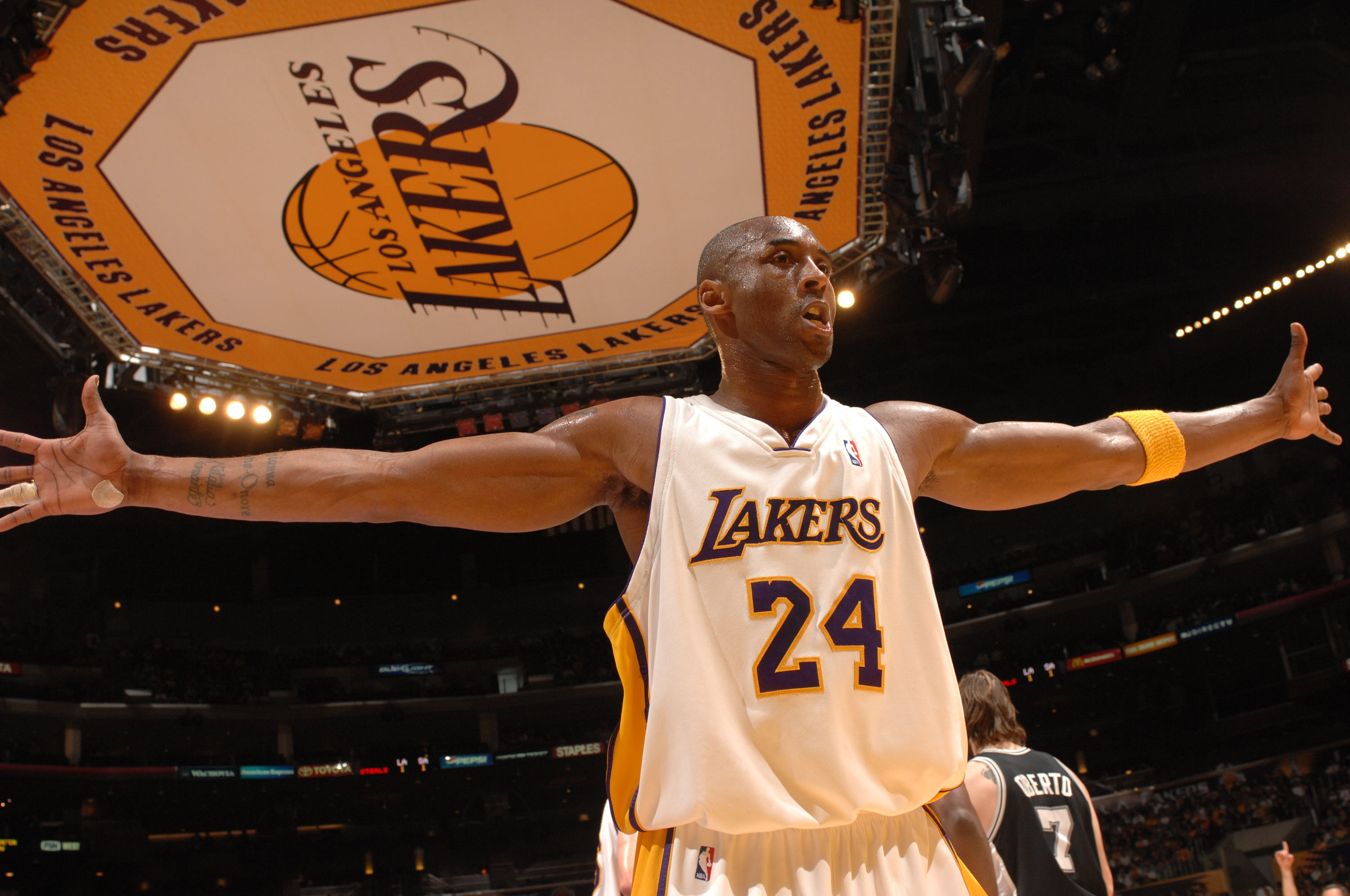 短期来看 短期来看