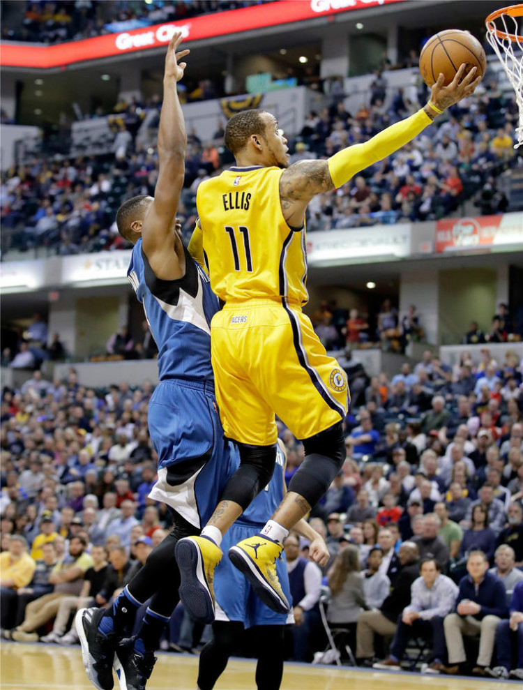 他总是在关 他总是在关