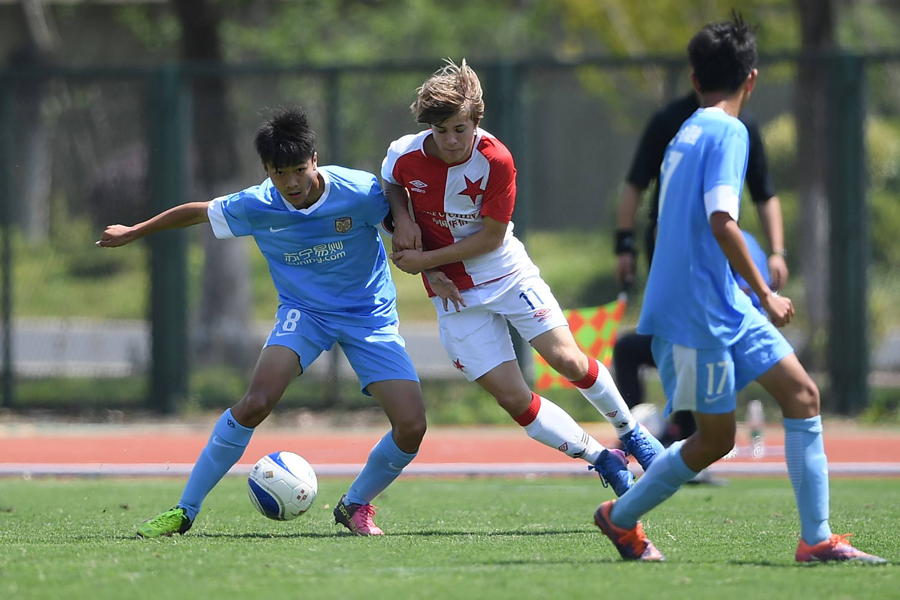 以及教练拉 以及教练拉