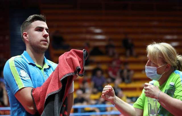 在防守和进 在防守和进